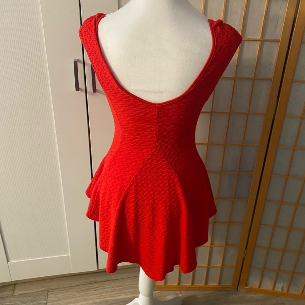 Lovely 153 Women’s Red Textured Fit & Flare Dress Scoop Neck Sleeveless, Size S - Picture 5 of 7